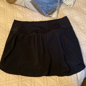 Athleta run with it skort